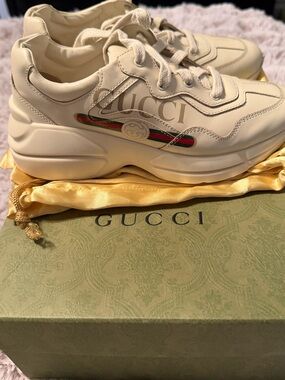Gucci Cream Rhyton Logo Thick-Sole Sneakers